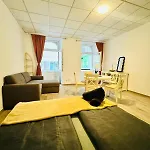 Amusant 1BR Apt.- Near Praterstern